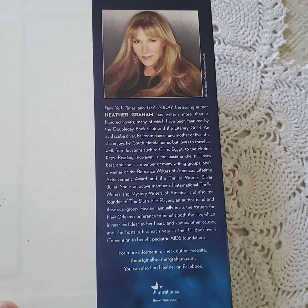 💚3/$20 Book - "Wicked Deeds" by Heather Graham (2017) - Picture 5 of 7